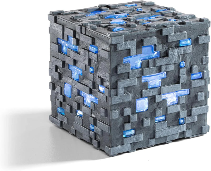 Minecraft - Illuminating Diamond Ore